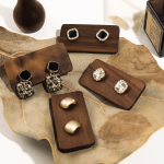 Jewelry display stand Walnut - Image 6