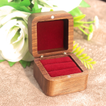 Wooden jewelry box for rings